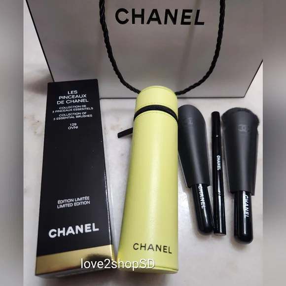 CHANEL | Makeup | Chanel Limited Edition Makeup Brush Set Ovni 29 